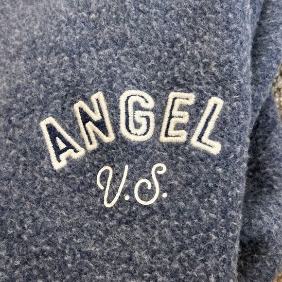 Victoria’s Secret Ángels Y2K Soft Fuzzy Blue Crewneck Sweatshirt size Sm… - Picture 5 of 6